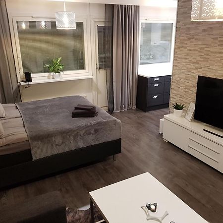 Vartiomaja - Beautiful Apartment Near Arktikum Rovaniemi Zewnętrze zdjęcie